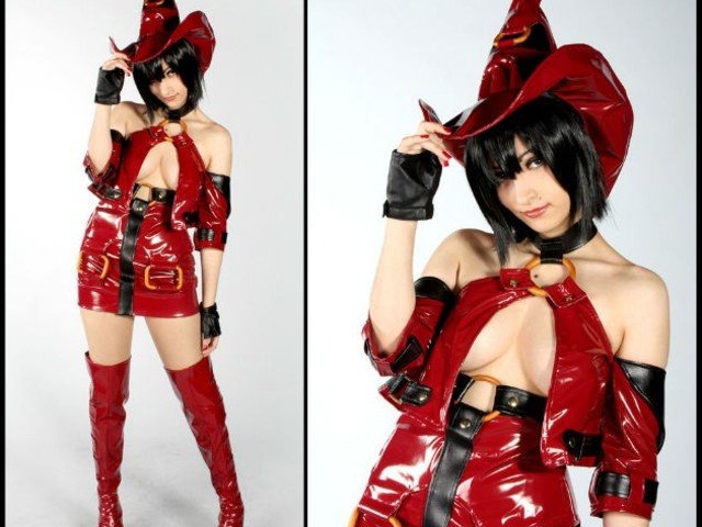 Cosplay de I-No, la tentación roja de Guilty Gears 5