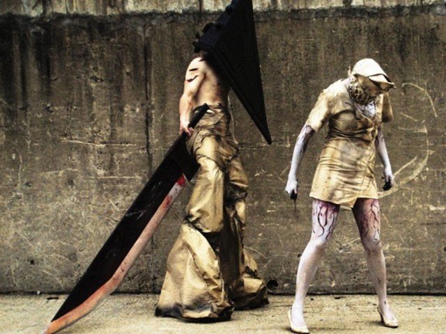 Cosplay de Pyramid Head 4